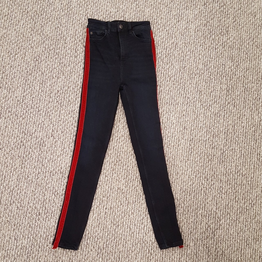 📦 LAST CHANCE - Zara Jeans